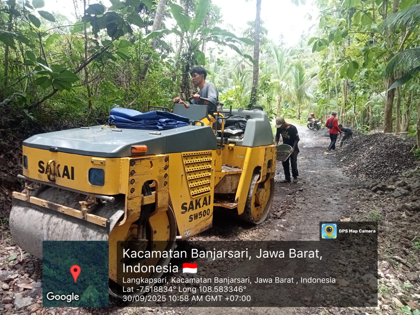 PEMBANGUNAN RABAT BETON JL.LEG...